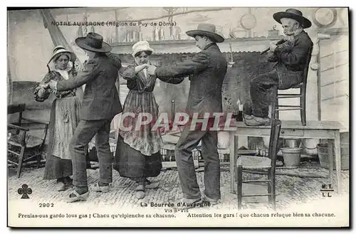 Ansichtskarte AK Folklore Auvergne La bourree