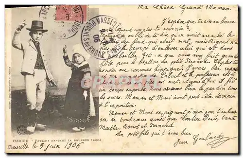 Cartes postales Folklore Issoire Paysans dansant la Bourree