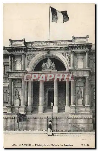 Ansichtskarte AK Nantes Peristyle du Palais de justice