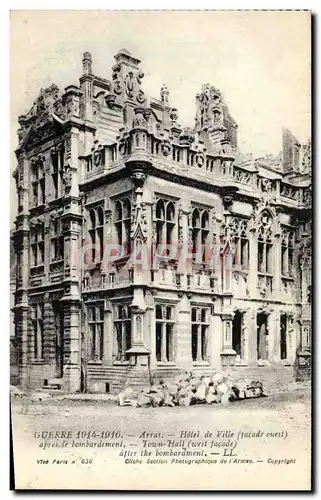 Ansichtskarte AK Militaria Arras Hotel de ville apres le bombardement