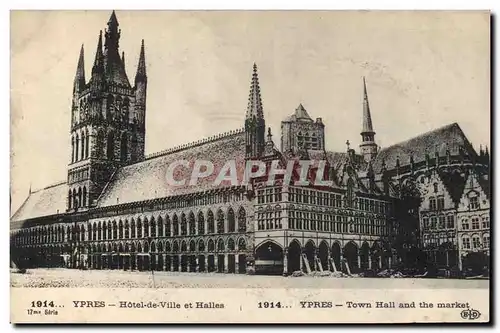 Cartes postales Militaria Ypres Hotel de ville et Halles