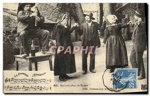 Cartes postales Folklore Auvergne La bourree Presentation des dames