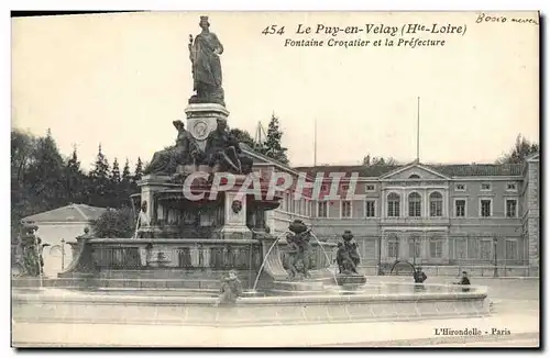 Cartes postales Le Puy en Velay Fontaine Crozatier et la Prefecture