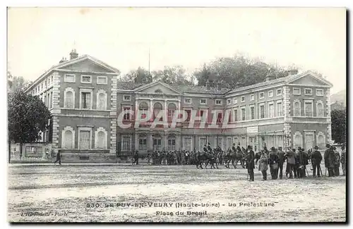 Ansichtskarte AK Prefecture Le Puy en Velay Place du Brueil