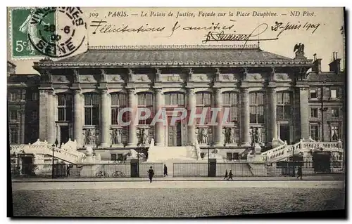 Cartes postales Palais de Justice Facade sur la Place Dauphine