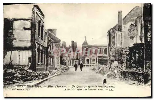 Ansichtskarte AK Militaria Albert Un quartier apres le bombardement