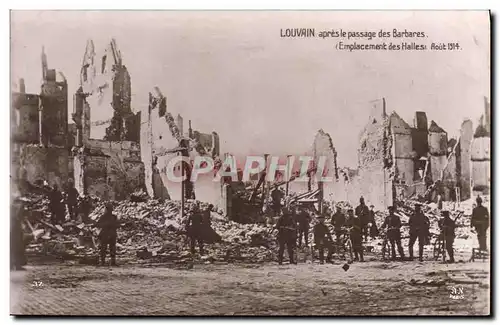 Cartes postales Militaria Louvain apres le passage des Barbares Emplacement des Halles