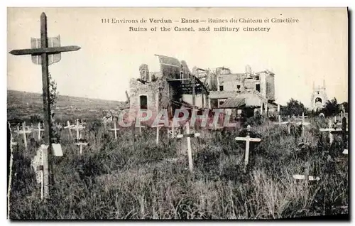 Ansichtskarte AK Militaria Environs de Verdun Esnes Ruines du chateau et cimetiere