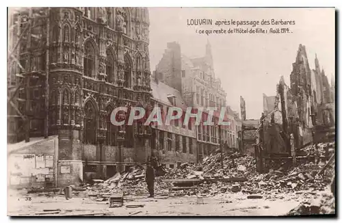 Ansichtskarte AK Militaria Louvain apres le passage des Barbares Ce qui reste de l'hotel de ville