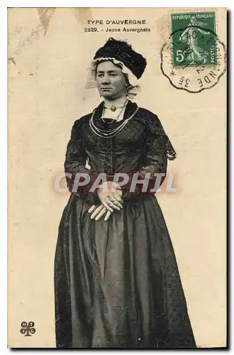 Ansichtskarte AK Folklore Auvergne Jeune Auvergnate