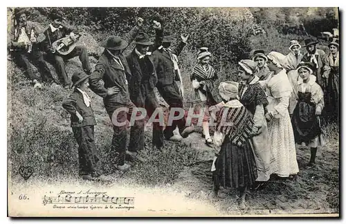 Cartes postales Folklore Auvergne La bourree