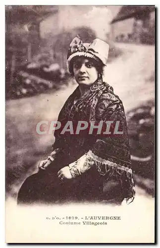 Cartes postales Folklore Auvergne Costume villageois