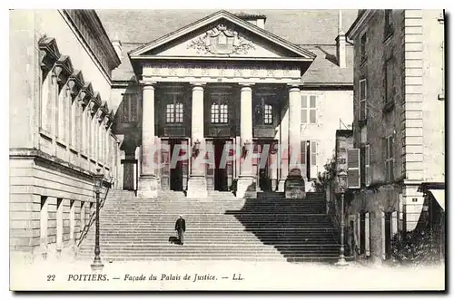 Ansichtskarte AK Poitiers Facade du Palais de Justice