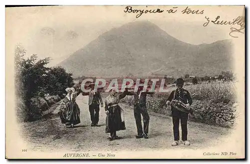 Ansichtskarte AK Folklore Auvergne une Noce