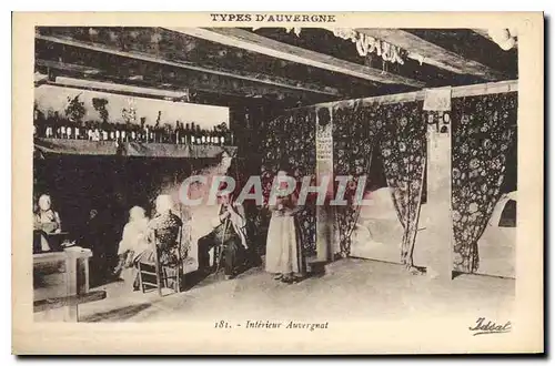 Cartes postales Folklore Types d'Auvergne interieur Auvergnat