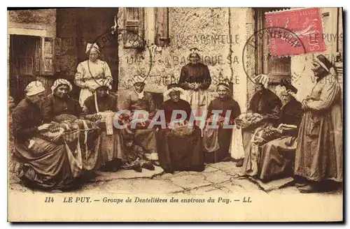 Cartes postales Folklore Le Puy groupe de Dentellieres des environs du Puy