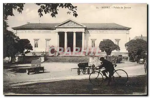 Ansichtskarte AK Rodez palais de Justice Velo Cycle