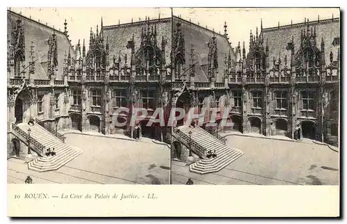 Cartes postales Rouen la cour du Palais de Justice