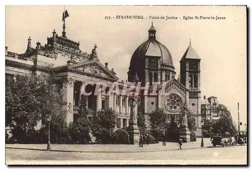 Ansichtskarte AK Strasbourg le Palais de justice et l'eglise St Pierre le jeune