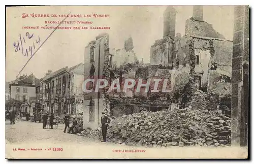 Ansichtskarte AK Militaria La guerre de 1914 dans les Yosges Raon l'Etape