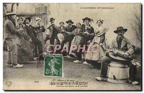 Cartes postales Folklore L'Auvergne pittoresque