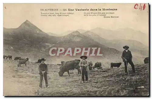 Cartes postales Folklore En Auvergne une vacherie dans la montagne
