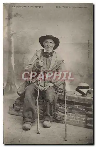 Cartes postales Folklore L'Auvergne Pittoresque vieux Paysan Auvergnat