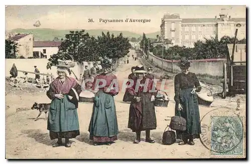 Cartes postales Folklore Paysannes d'Auvergne TOP