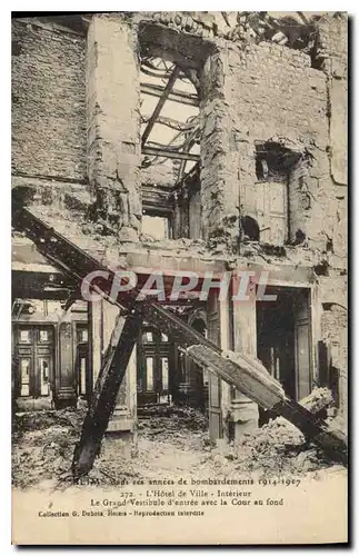 Ansichtskarte AK Militaria Reims dans ses annees de bombardements 1914 1917 L'Hotel de Ville Interieur