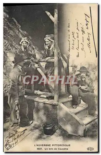 Cartes postales Folklore L'AUVERGNE PITTORESQUE.Un brin de causette