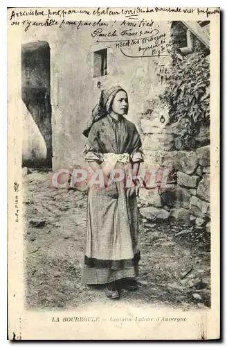 Cartes postales Folklore LA BOURBOULE-Costume Latour d'Auvergne