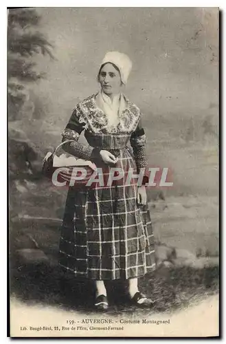 Cartes postales Folklore AUVERGNE.- Costume Montagnard