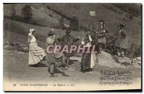 Ansichtskarte AK Folklore TYPES D'AUVERNGNE La Bourr�e.