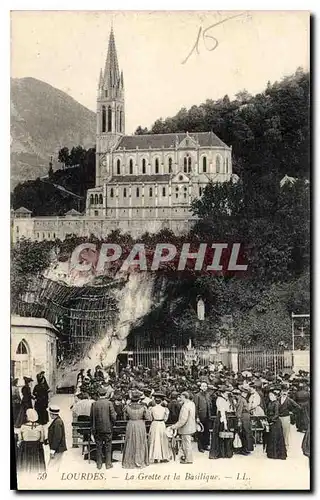 Cartes postales Lourdes La Grotte et la Basilique