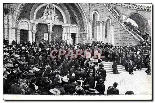 Ansichtskarte AK Lourdes La Procession devant le Rosaire