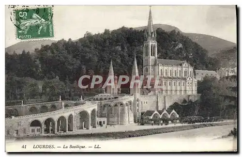 Cartes postales Lourdes La Basilique