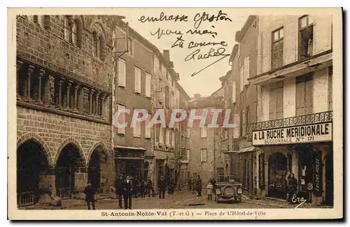 Cartes postales St Antonin Noble Val T et G Place de L'Hotel de Ville A la Ruche meridionale