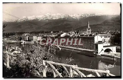 Ansichtskarte AK Grenoble Vue generale et la Chaine des Alpes