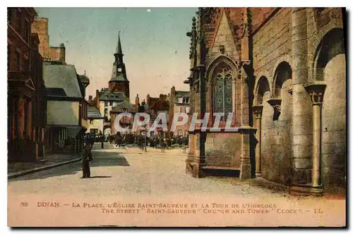 Ansichtskarte AK Dinan La Place L'Eglise Saint Sauveur et la Tour de l'Horloge