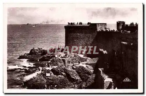 Ansichtskarte AK Saint Malo Les Remparts Tour Bidouane