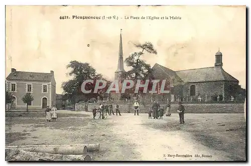 Cartes postales Pleugueneuc La Place de l'Eglise et la Mairie