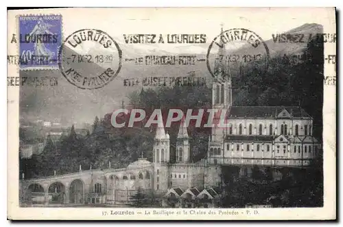 Cartes postales Lourdes La Basilique et la Chaine des Pyrenees