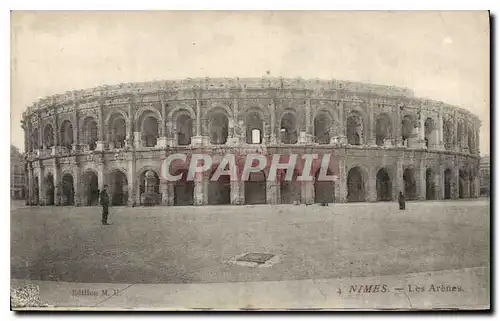 Cartes postales Nimes Les Arenes