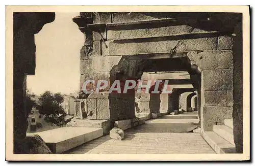 Cartes postales Nimes Les Arenes Galeries exterieures