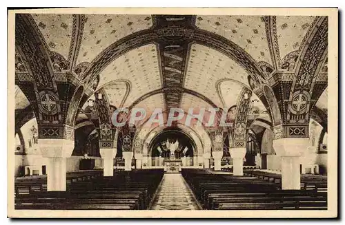 Ansichtskarte AK La Basilique de Lisieux La crypte