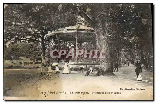 Cartes postales Vitre (I et V) Le jardin Public Le Kiosque de la Musique