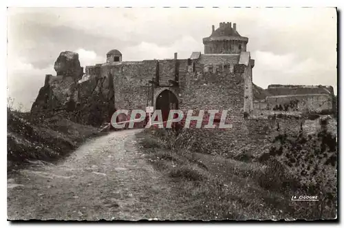 Ansichtskarte AK Cap Frehel (Cotes du Nord) Fort de la Latte Les remparts