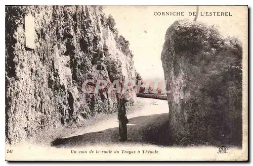 Cartes postales Un coin de la route du Troyas a Theoule