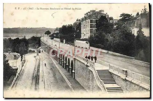 Cartes postales Pau Le Nouveau Boulevard et l'Hotel du Palais