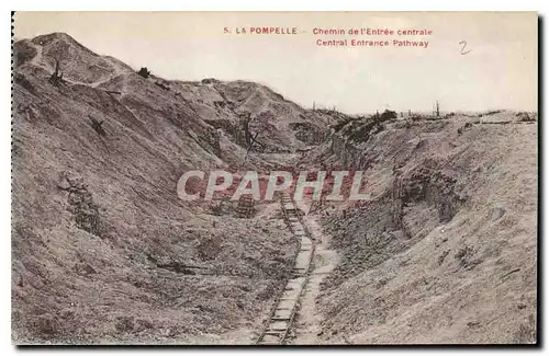 Cartes postales La Pompelle Chemin de l'Entree centrale Militaria
